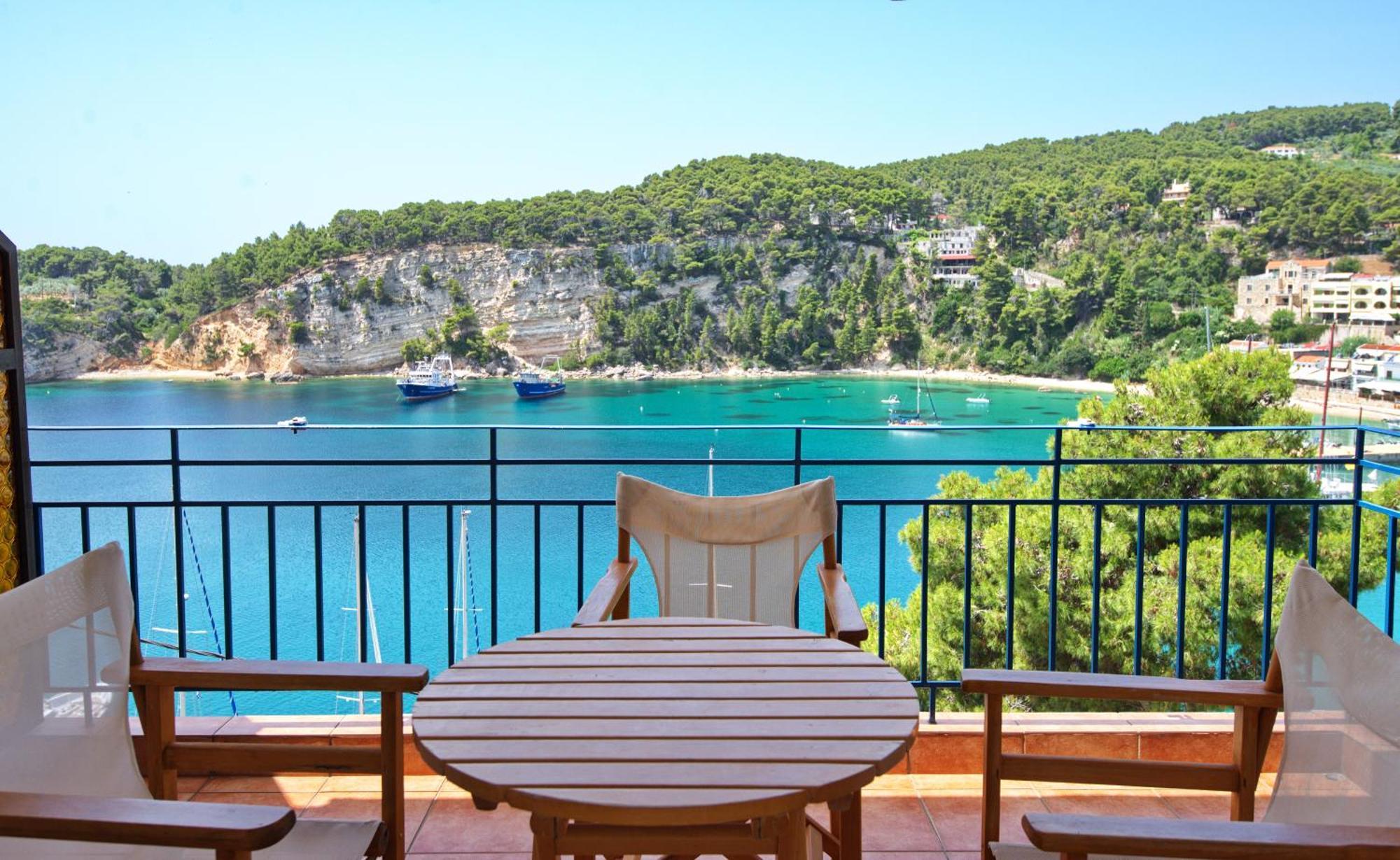 Kavos Hotel